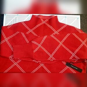 New! Gorgeous TAHARI Soft & Stretchy Knit Women's Sweater. Sz XL